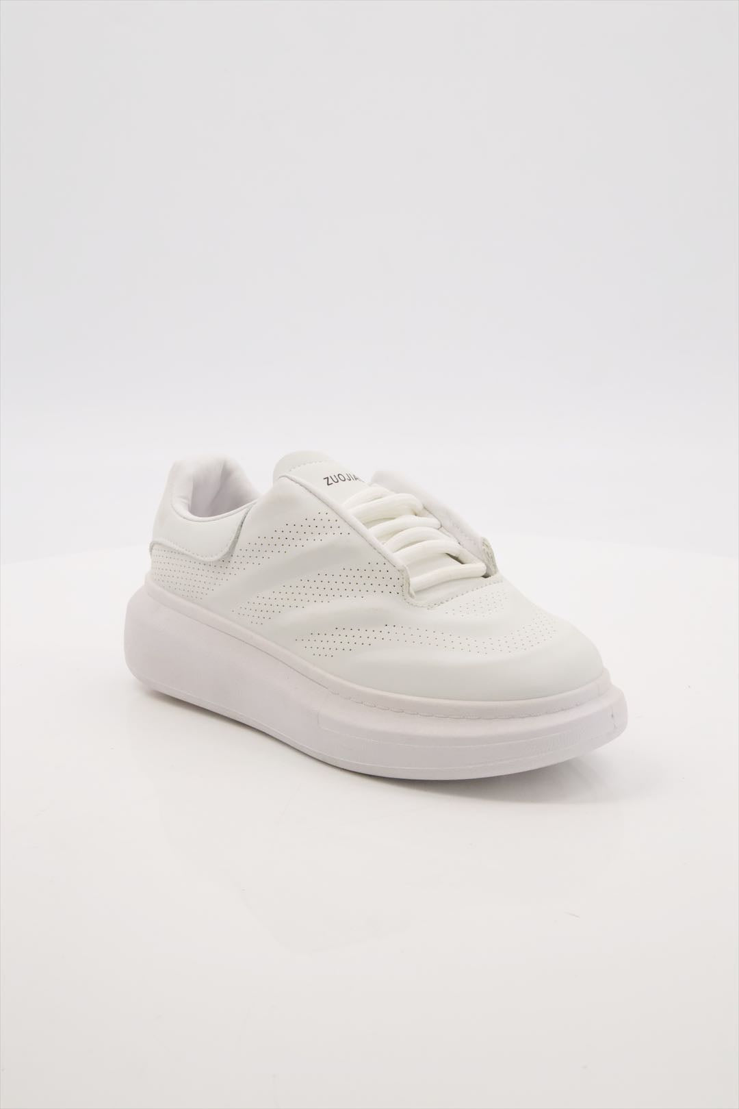 1050 Eleze Women Sneakers